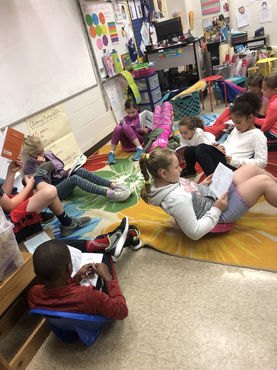 mabe3lions's tweet photo. I assigned a new project this morning and they couldn’t wait to start reading! #passionproject #powerreading #makesmyhearthappy @ClemmonsES https://t.co/sAM9tBA9dX