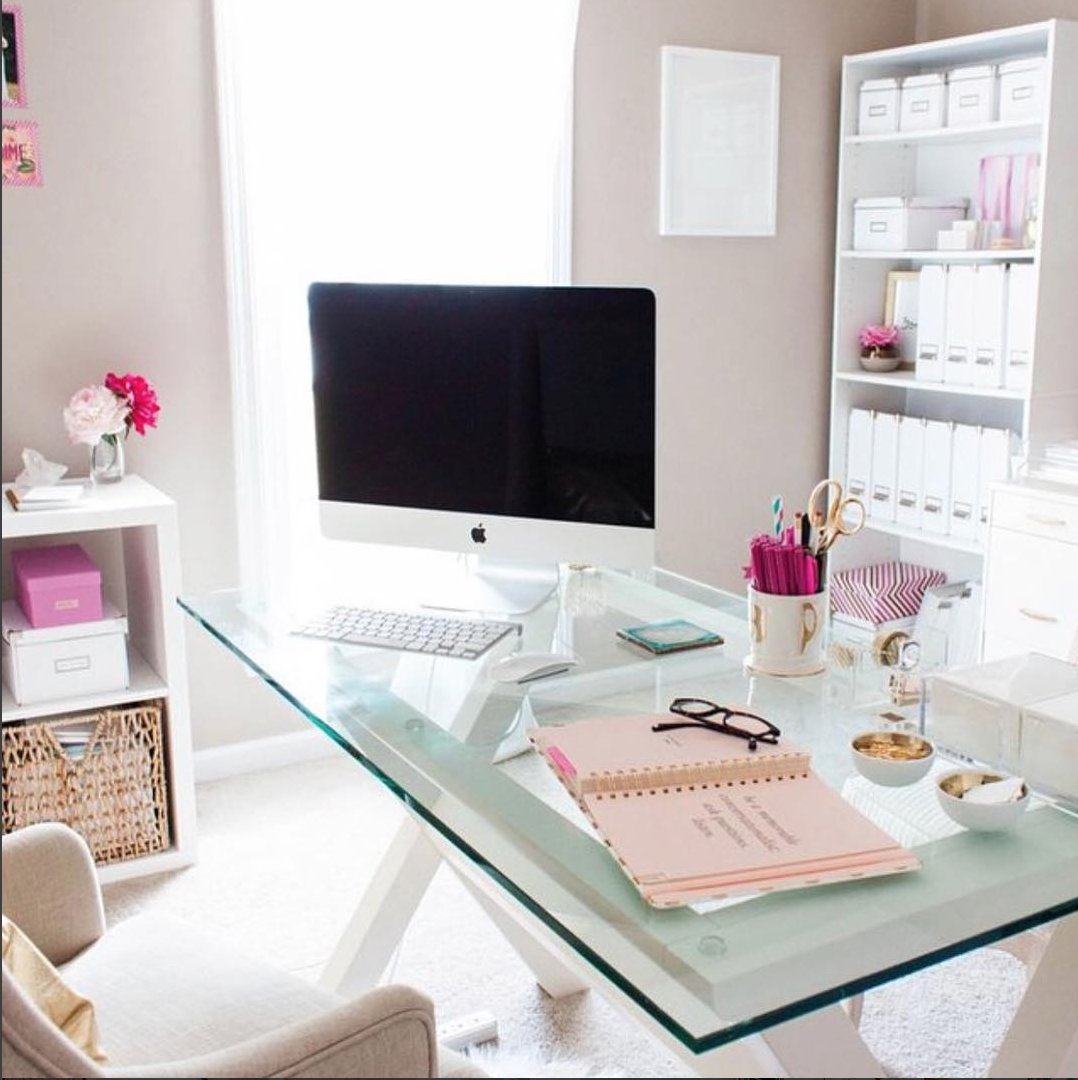 UrbanSimplicity's tweet photo. #mondaymotivation #urbansimplicity #organizing #organized #organize #organizer #professionalorganizer #organizedhome #organizingtips #picoftheday #homeoffice #inspiration #decorlovers #homeinspo #homedecor #workfromhome #declutter #workspace #officegoals #deskgoals https://t.co/xH0XMKRT8z
