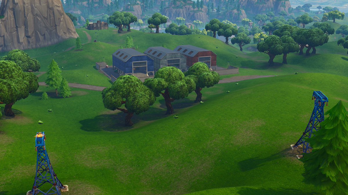 OMGitsAliA's tweet photo. So the leaked information that the Meteor may actually be hitting Dusty could be right! 

Notice the two power-lines on the right of the Season 4 picture? Lines up pretty damn well with Dusty! https://t.co/Fjy2lHYixu