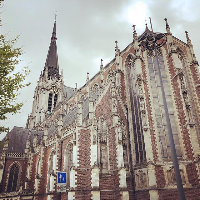 BlogueursVoyage's tweet photo. En #balade du côté de #Tourcoing aujourd’hui. Eglise #StChristophe l'un des plus beaux édifices #neogothiques de la région #hautdefrance #Nord #igersfrance #igershautsdefrance #travel #travelblog #magnifiquefrance @lilletourism @tourcoing_et_environs @tourcoingville https://t.co/OJBnWUxqTx