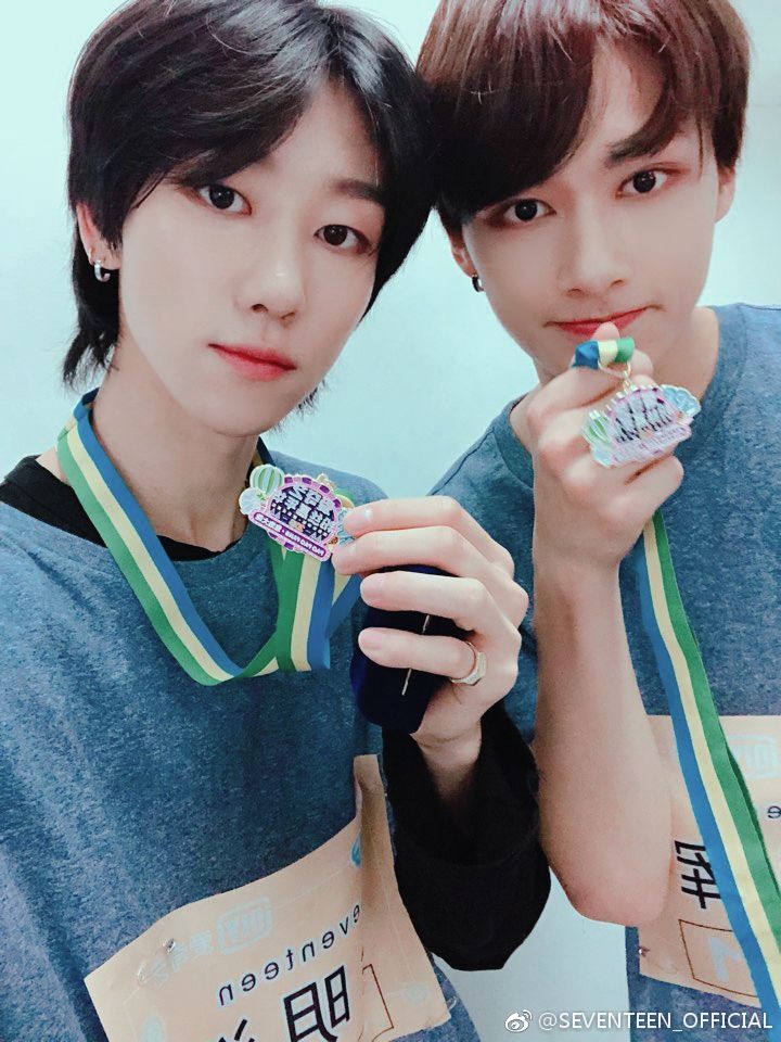 SVT_ships's tweet photo. 🌸 Jun &amp; Minghao
#Junhao #Chinaline https://t.co/otYTJVVmrq