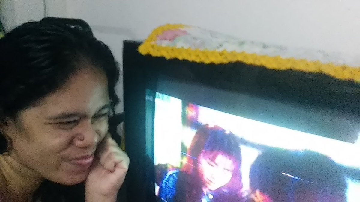 tweezest's tweet photo. #WPromo
#WDecision
Paborito kong scene ito,sa episode today..un kht marami slang pngddaanan nggwan prn nla ng praan pra mgng sweet sa isat isa
@KapamilyaNovela https://t.co/QEBViYHmjz