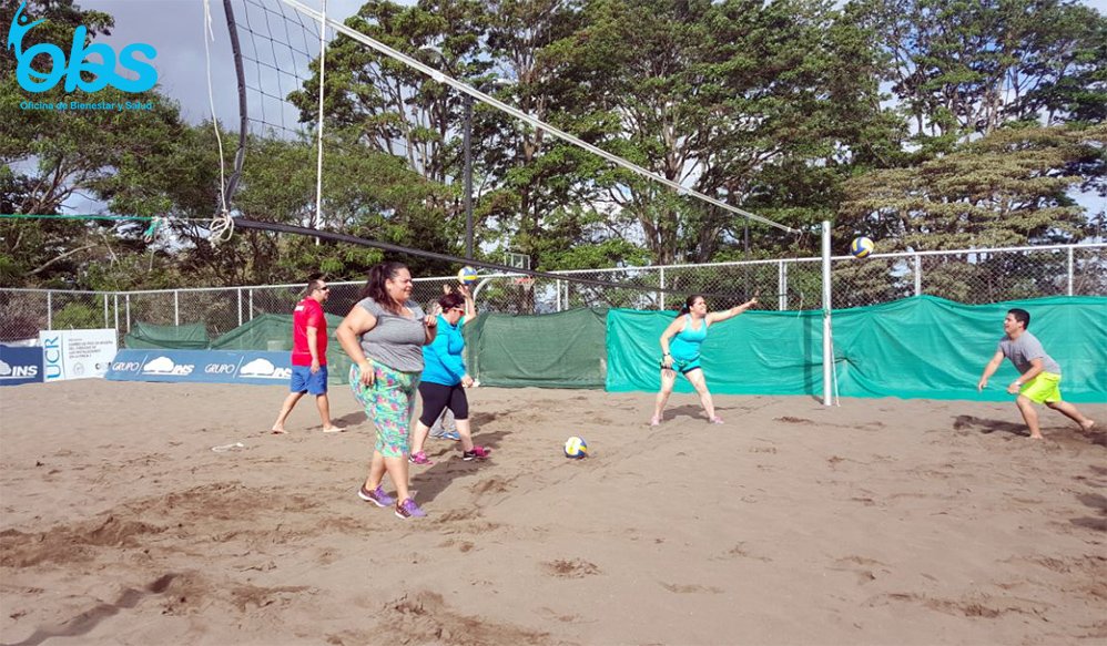 SaludUcr's tweet photo. #PreDeportiva de #Voleibol con integrantes del Proyecto Manejo Integral de la Obesidad #ProyectoO
 Práctica de las técnicas básicas del Voleibol como: voleo, saque y recepción. #SaludUCR https://t.co/UmT1H3GOn6