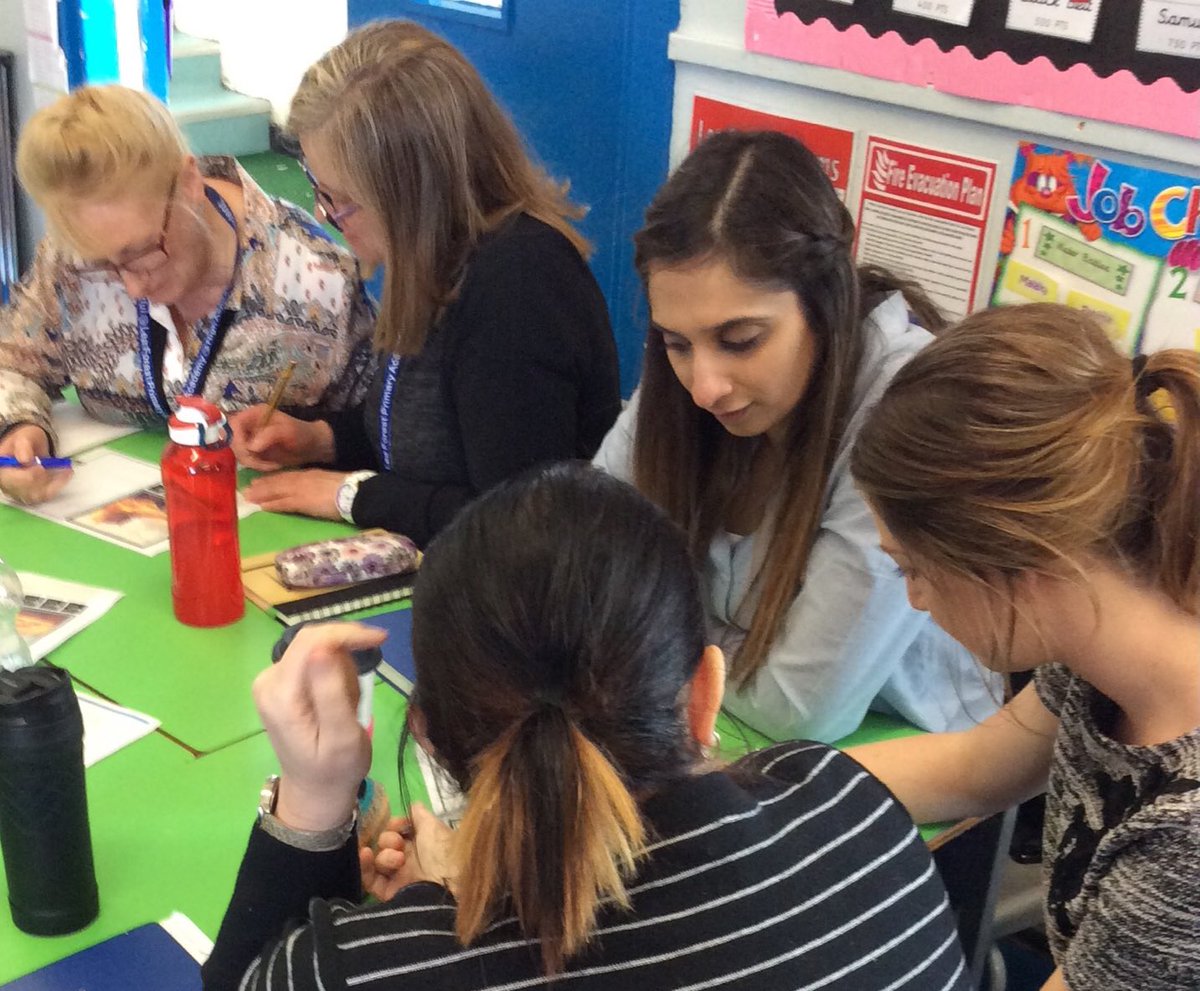 Lea_Forest_Lift's tweet photo. Staff INSET delivered by @ReaderResilient tonight! 😎#RRupdate #OneAET #Reading 📚 @lea_forest_aet @Spartacus_LFP @AETAcademies @CareersAET @gossey_lane @L_Costello65 https://t.co/fKvR0hhl2x