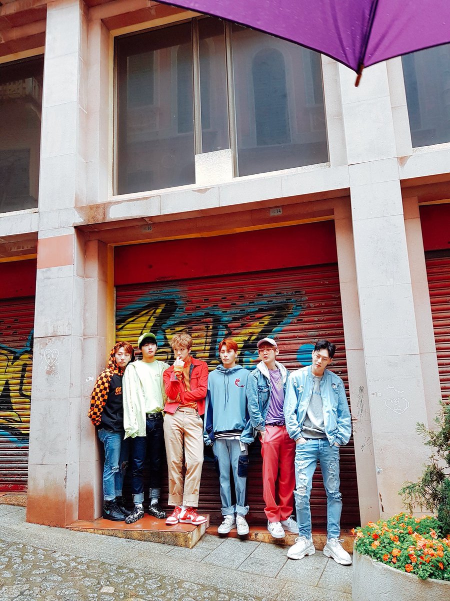 LILI_cyan's tweet photo. [#787Day ]고마워,JBJ! 

2017.10.18.   -   2018.04.30. 
 
또 만나요 

#JBJ #FANTASY #TrueColors #꽃이야 #NEWMOON #부를게 https://t.co/xqqcBIYLlQ
