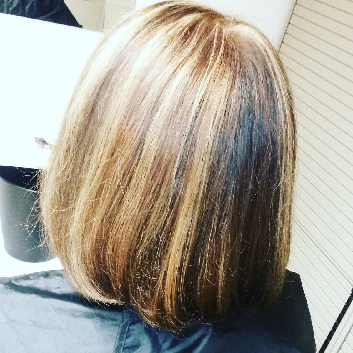 JustJennyEssex's tweet photo. Hair in training at #HhaveringBeautyAcademy @hx_beautysalon @BeautyTraining_ #JustJennyFromTheBlog https://t.co/LJ6CclY6LS