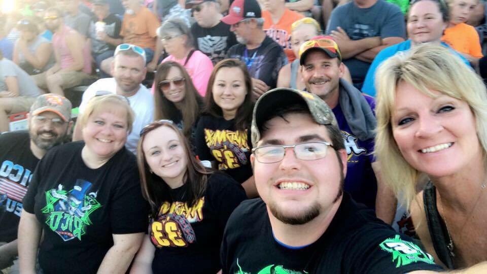 autumn_erb's tweet photo. Sometimes I don’t understand how these 3 put up with me and I’m sure they don’t get the credit the deserve. But just to let y’all know, my besties 1,2,&amp;3 are the absolute best! 😊 #LongWeek #Blessed #AlwaysGotMe #MakeMeSmile @K_Coppes15 @Desloree @tylerjrowlett https://t.co/6cg4D1p3kO