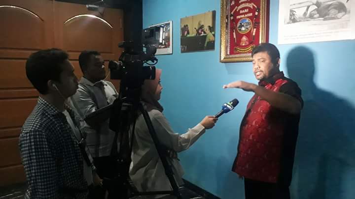EduPublik's tweet photo. Peringati May Day Sejuta Buruh Akan Ramaikan Istana Jokowi, Ini Isi Tuntutannya https://t.co/1Sqylvuzsf https://t.co/dsDMyh8ELS