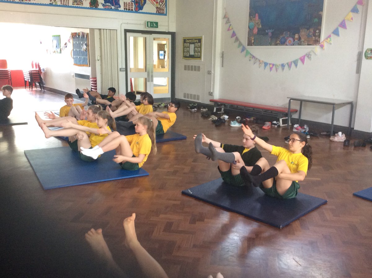 MissLawEPS4's tweet photo. Yoga session no. 3 - Year 6 are preparing their yoga lessons for @ElmridgeSchN @ElmridgeSchR #primaryyoga #partnerwork https://t.co/aanWM4qgLh
