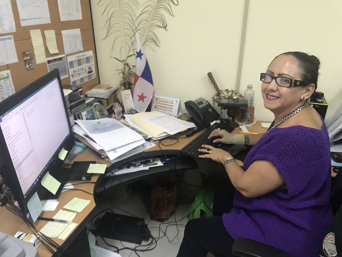 Lizbeth27007063's tweet photo. El trabajo nos dignifica! #TrabajandoAndo #TrabajandoAnda 😁 @Mitradel https://t.co/AeyQjfCv49