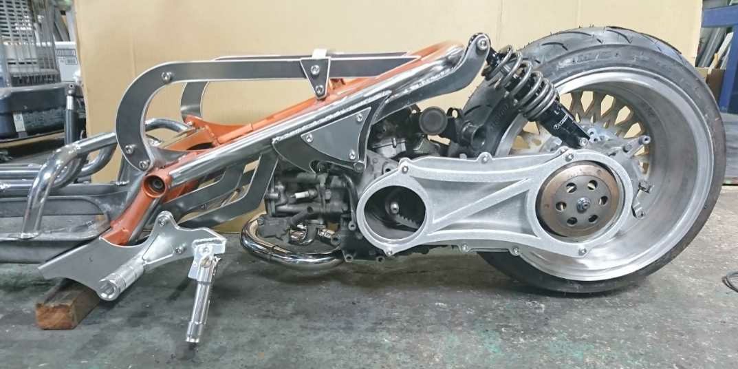 ホンダ ズーマー直吊りフレーム ズーマー(AF58)東京パーツ製作車