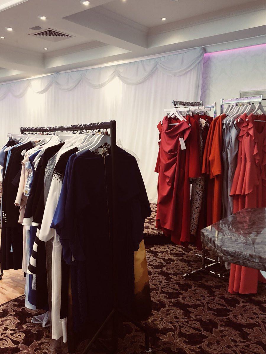 GeraldineGrealy's tweet photo. Snazzy shoes 👠matching Guna 👗and quirky accessories👛 👒take you to good places 👗Here are some of the fab selection which featured at the @fusionfashion1 pop up event @Abbeyros #smartdressedlady #bestdressed #fashionista #stylishchic @JewelboxIe #shoelover #dresstoimpress https://t.co/CxMKEIJHNm