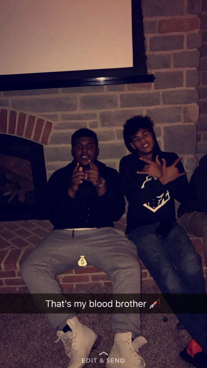its_christian_3's tweet photo. Happy Birthday to my lil brudda, I’ll see you when it’s all said and done , One love &amp; we always forever solid🤞🏾🖤 https://t.co/SvBh1Ge9c5