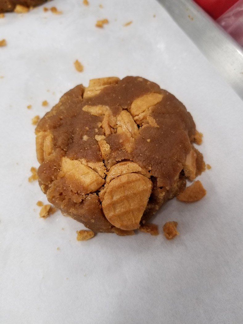 BuzzCatzCoffee's tweet photo. Peanut Butter Nutter Butter. Oh yes we did! #orangebeachrestaurants #orangebeachdining #orangebeachdesserts #orangebeachsweets #beachdining #sweetshop #sweettreats #buzzcatzcoffeeandsweets #inthecase https://t.co/KUgXbVdXwu