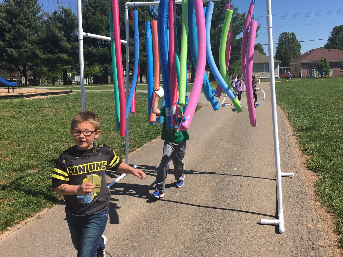 amyoliverpe's tweet image. What a beautiful April day for a fun run and obstacle course!  @ctetigers Will we hit our @BillionMileRace goal today???