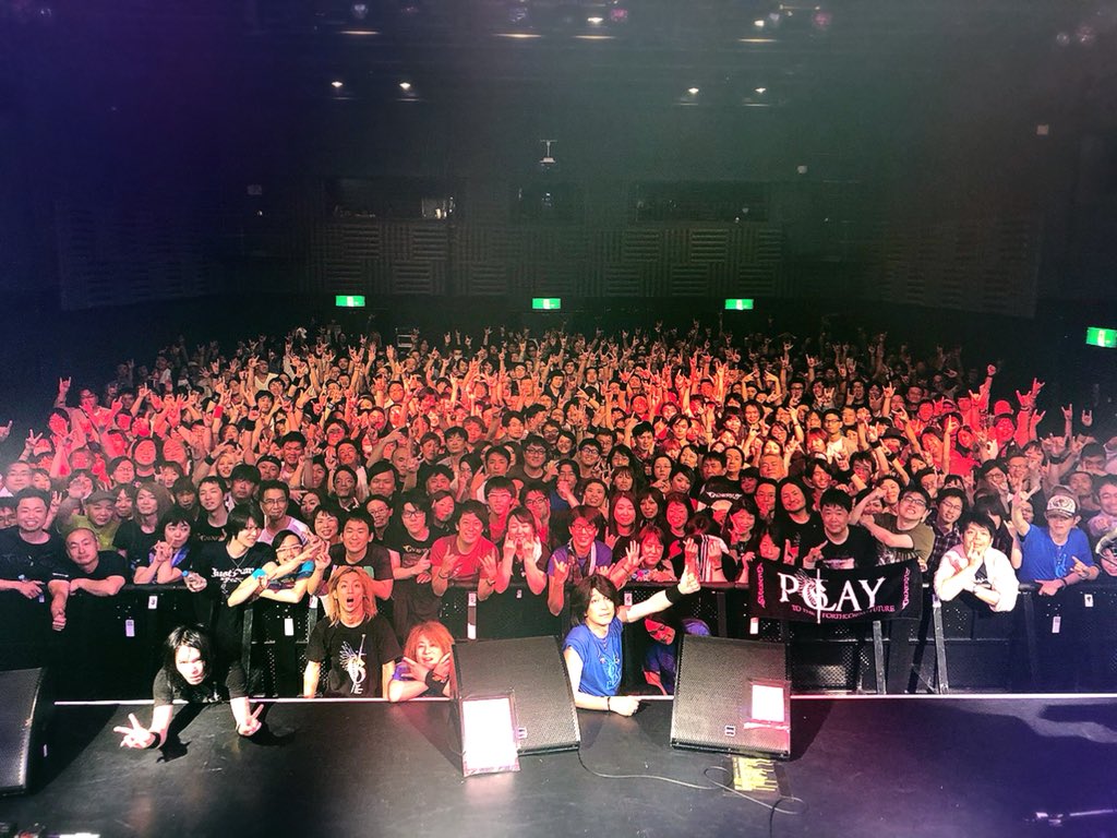 GALNERYUSOFFIC2's tweet photo. GALNERYUSの大阪公演BIGCAT‼️ 無事に終了致しました‼️ お越し下さいました皆様、心から感謝致します‼️

GALNERYUSの次なる作品もご期待下さいませ🤘🏻🔥🤘🏻 https://t.co/Co09fNW7Bb