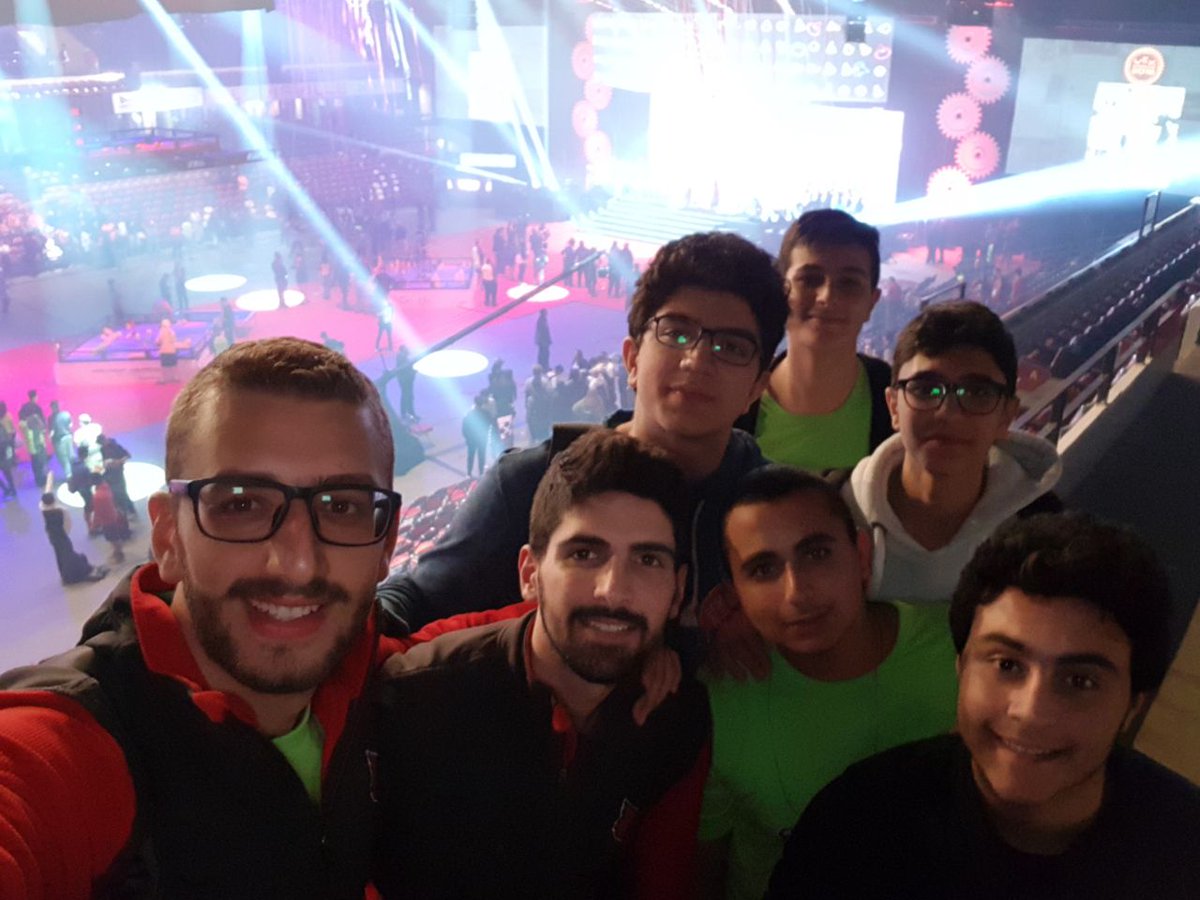 creoscendo's tweet photo. فريق كريوشاندو اللبناني اول فريق عربي الى ربع النهائي في تاريخ بطولة العالم للروبوت!
@VEXRobotics @VEXLEB
#VEXworlds #Vex

https://t.co/JB546oHJrN https://t.co/dpOG577r2e