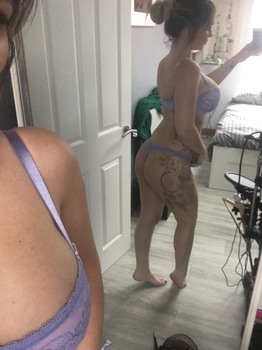 On set today with @kinkeybiz very kinky shoot. I love it😈xx https://t.co/VAYfWhOMVV<a class="tags" target="_blank" title="On Twitter" href="/?out=eyJ0eXAiOiJKV1QiLCJhbGciOiJIUzUxMiJ9.eyJpYXQiOjE3MzMwNDY4NjUsImlzcyI6InR3cG9ybnN0YXJzLmNvbSIsIm5iZiI6MTczMzA0Njg2NSwiZXhwIjoxNzY0NTgyODY1LCJyZWRpcmVjdF91cmwiOiJodHRwczovL3R3aXR0ZXIuY29tL2tpbmtleWJpeiJ9.9N_NFpj5-IUq02TkgeA3_TwdcpCAgUyZWAg-IclSKj8uEEgiIQFoQLarqOLFh6JwhxhhyV6vhy6DqHn8UIg29Q">@kinkeybiz</a>