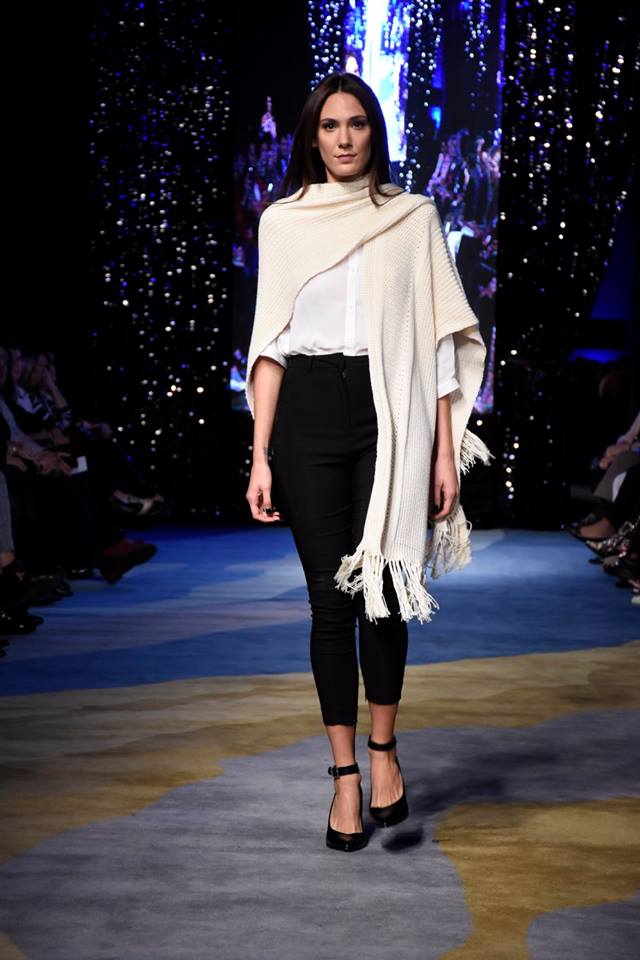 dannu66's tweet photo. @valenandreani 💖 #Pasarela #MarDelPlataFashionWeek #MDPFW18 Ph: Leonardo A Lombardo https://t.co/bRLcZILetP
