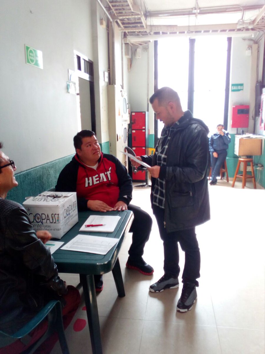 SENASoacha's tweet image. #AEstaHora se realizan las elecciones de representantes de #Copasst, funcionarios #SENA participan activamente en #Soacha;  prevención en seguridad y salud laboral. #SENAEnAcción.