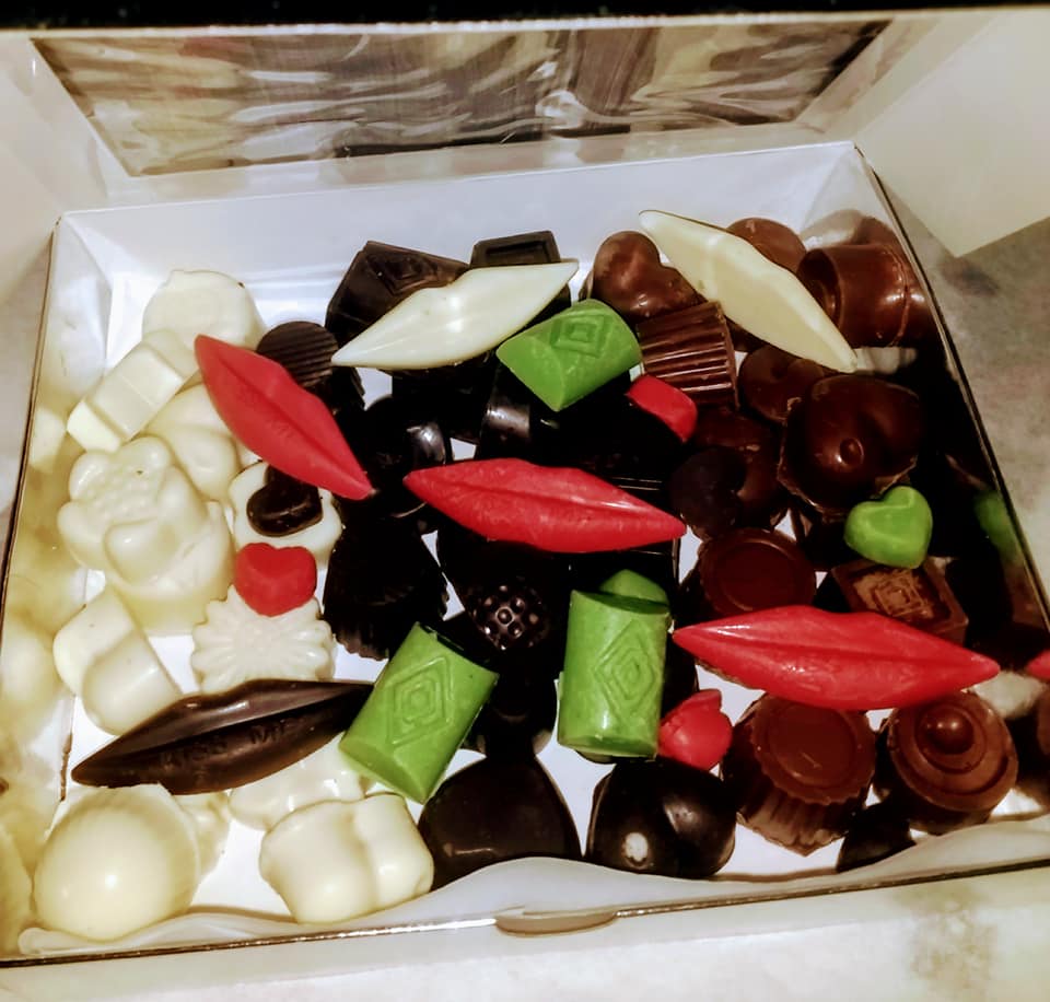 Chocolatesweb's tweet image. #Regalos #Empresas #chocolates #artesanal #novios #buenlunes #TNFinDeSemana #lluvias #fiestas #feriado