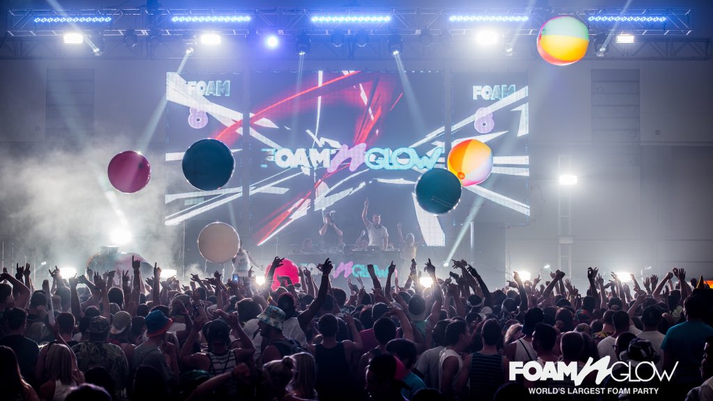 FoamNGlow's tweet photo. Win a ticket to @FoamNGlow Wildwood, NJ🌴

To win, you MUST:

☀️RT + LIKE

🎟: https://t.co/PtzuQyZlqu https://t.co/MieVOgHIOg