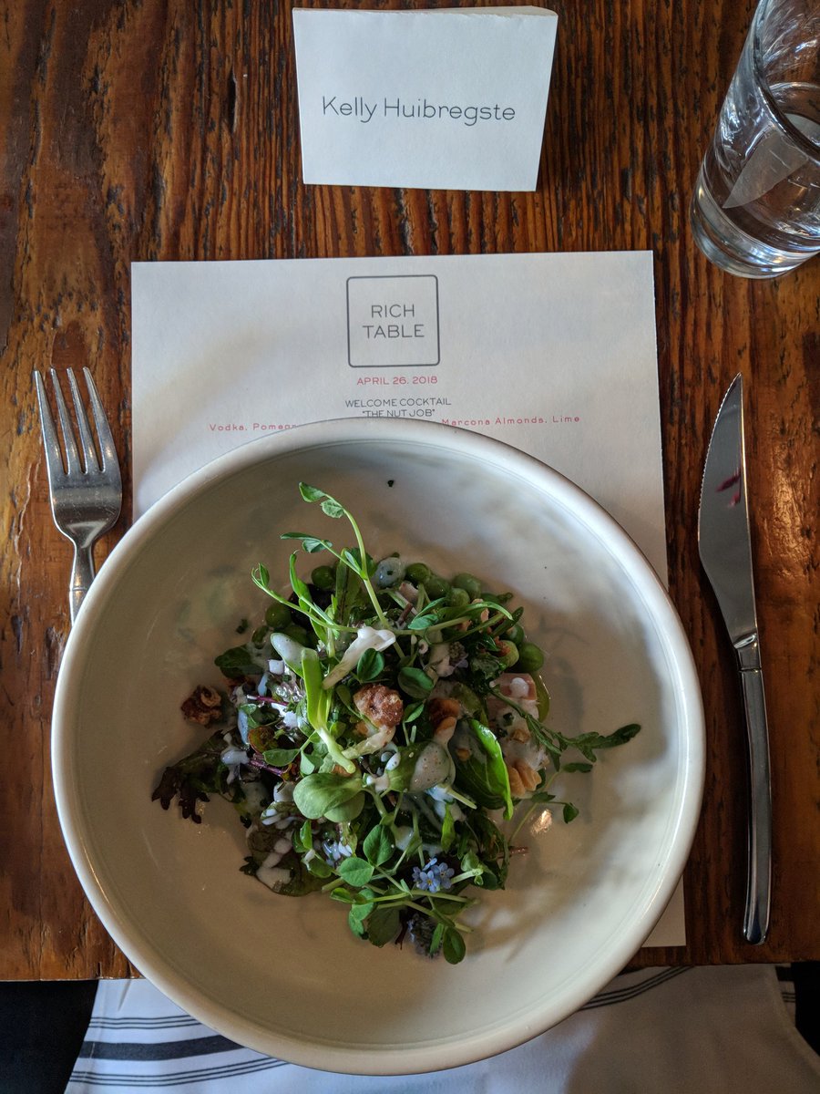 asideofsweet's tweet photo. Still dreaming about the yummiest dinner at @RichTable with @DiamondNuts. I love their maple glazed pecans! #madeforhomemade https://t.co/8slUXvh7Y1