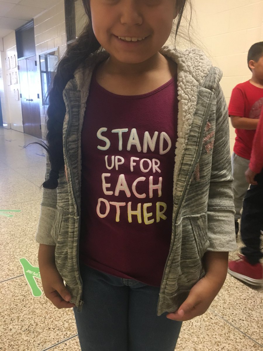 MsDale10's tweet photo. Happy #MondayMotivaton from our scholars and their teachers! #OakHillLeads #OakHillLearns #OHPride https://t.co/gmdsVQdjIt