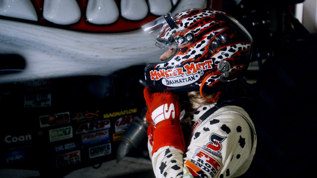 MonsterJam's tweet photo. .@CynthiaGauthier: Living in the Fast Lane. A special segment with @CrossFit. 👀 Watch it now 👉 https://t.co/BQMR0O1x6O

#MonsterJam #CrossFit https://t.co/8Jb7GmLaoL