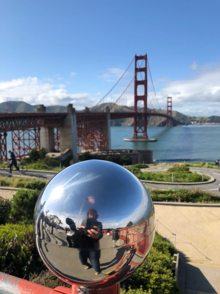 ReTechDACH's tweet photo. #RETechDACH on Tour - Stop 19/20 - USA #InnovationsTour 2018 - Day 5/6 - San Francisco - Google Apple Stanford University Plug and Play Tech Center #sanfrancisco 
pictures by Prof. TImo Leukefeldt https://t.co/BujQ8vsR1R