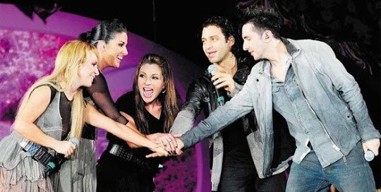 AnahiManiaBr's tweet photo. Felices 29 años @ov7oficial! Gracias por tu musica, gracias por unir tantos corazones. Gracias por tantos momentos inolvidables 💓 Gracias por colorear mi vida con tu música 💙 Los quiero mucho!  #OV729Años https://t.co/mBRmRU35Zx