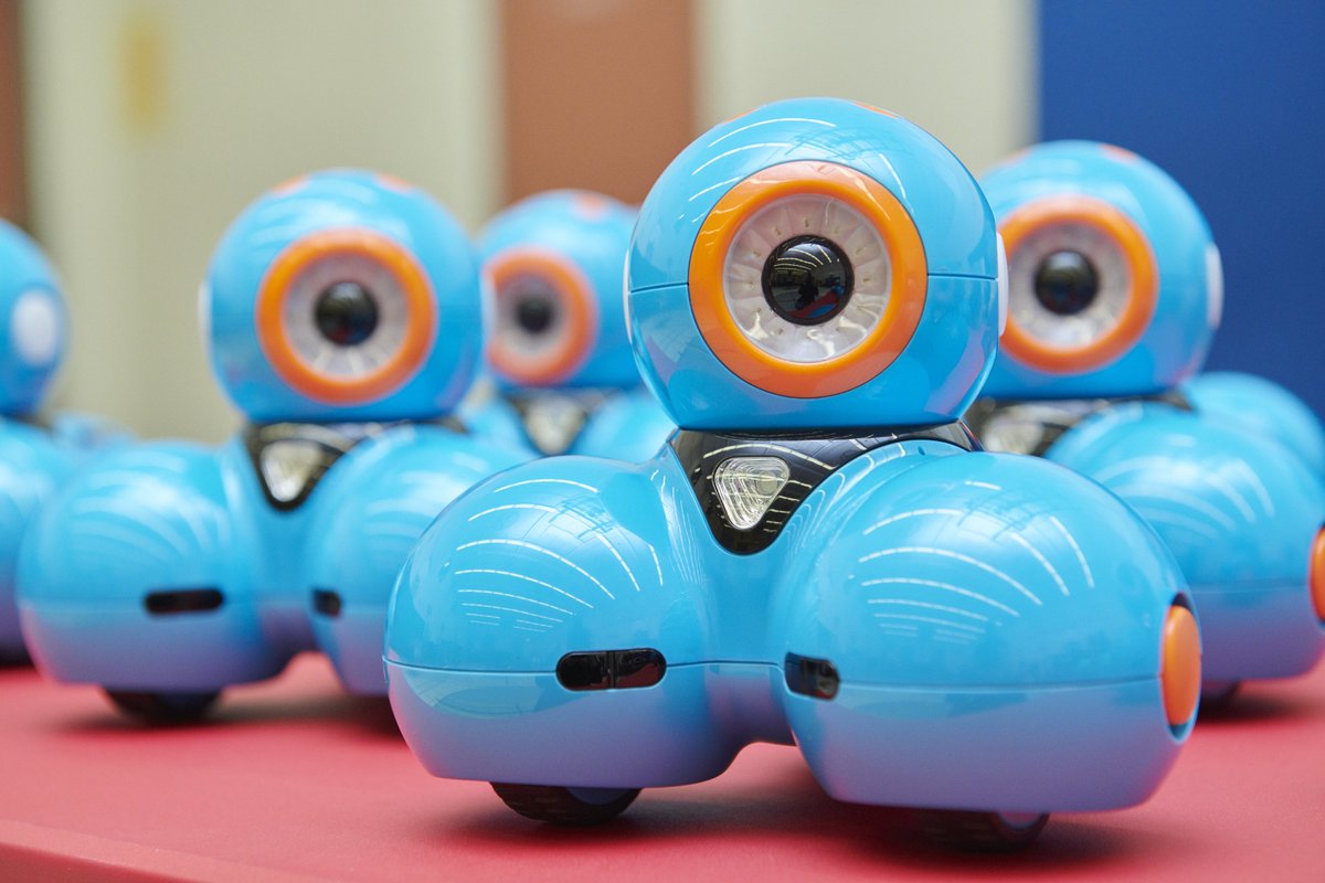 melsariffodeen's tweet image. Update: we already have 310 requests for a visit! Please keep sharing codemobile.ca with your networks. We're excited to expose over 140,000 youth to coding and other digital skills across 🇨🇦 with the support of #CanCode. It's #codetimegotime!