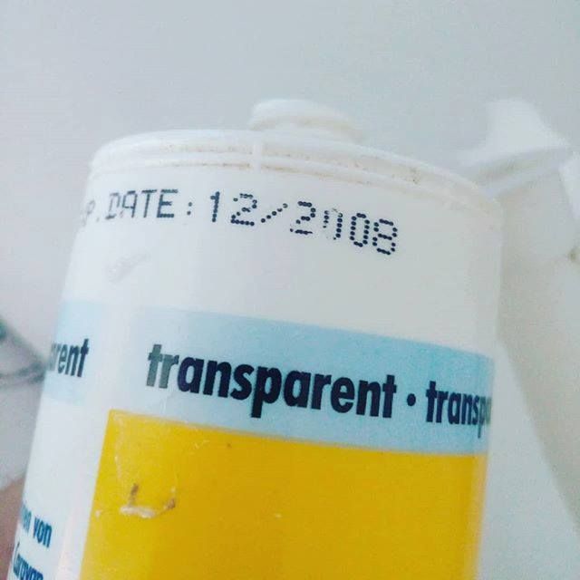 bodehase's tweet image. Kaum 10 Jahre drüber, schon braucht man frisches Silikon. Was ein Gelumpe. #Papablogger #elternblog #dadofone #einkind #lebenmitkind #papablog #papasofinstagram #dadsofinstagram #familienzeit #familienleben #familienalltag #familienblog #familie #familyti…