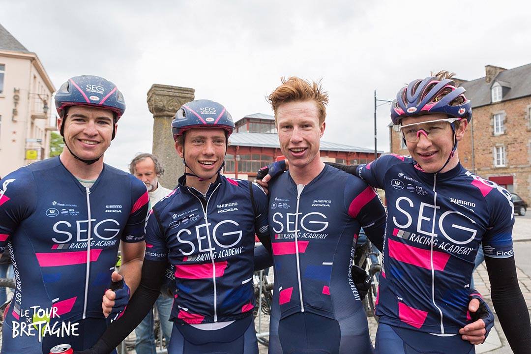 All for one and one for all! 💪

#TBC18🇫🇷 #teamwork