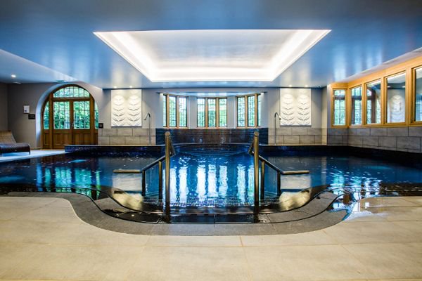 spabreaks's tweet photo. Want to be treated like a Queen for the day? Visit our top 10 spas to feel like royalty: https://t.co/3Trrvy82HY

@MalloryCourt @RuddingParkSpa @Rockliffe_Spa @HoarCrossHall @TheGroveHotel @swintonestate @RamsideSpa @AkashaWellbeing @AH_Hotel @VineyardNewbury https://t.co/imJIkwOGRB