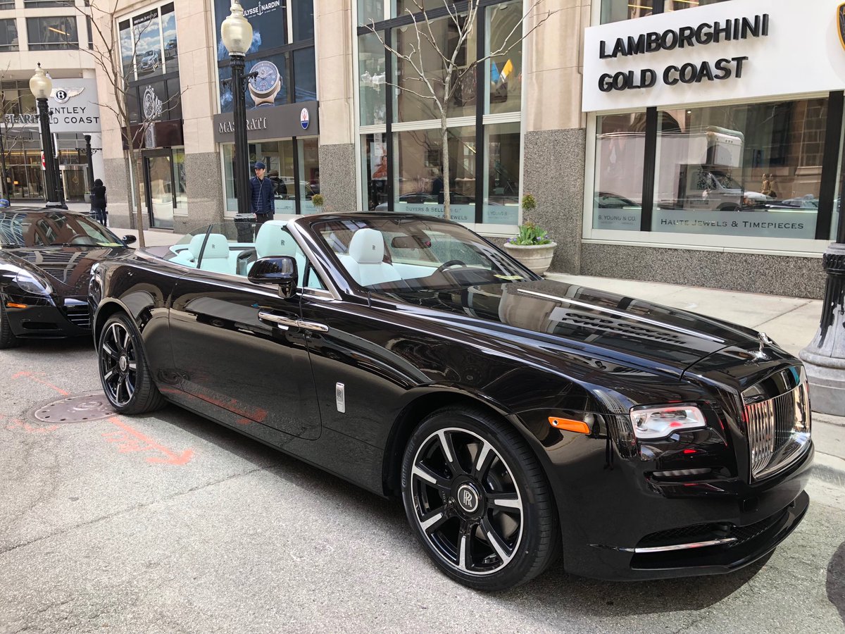 Pull up with Class in this Rolls Royce Dawn!! #RollsRoyce #Dawn #BentleyGoldCoast #FirstClass