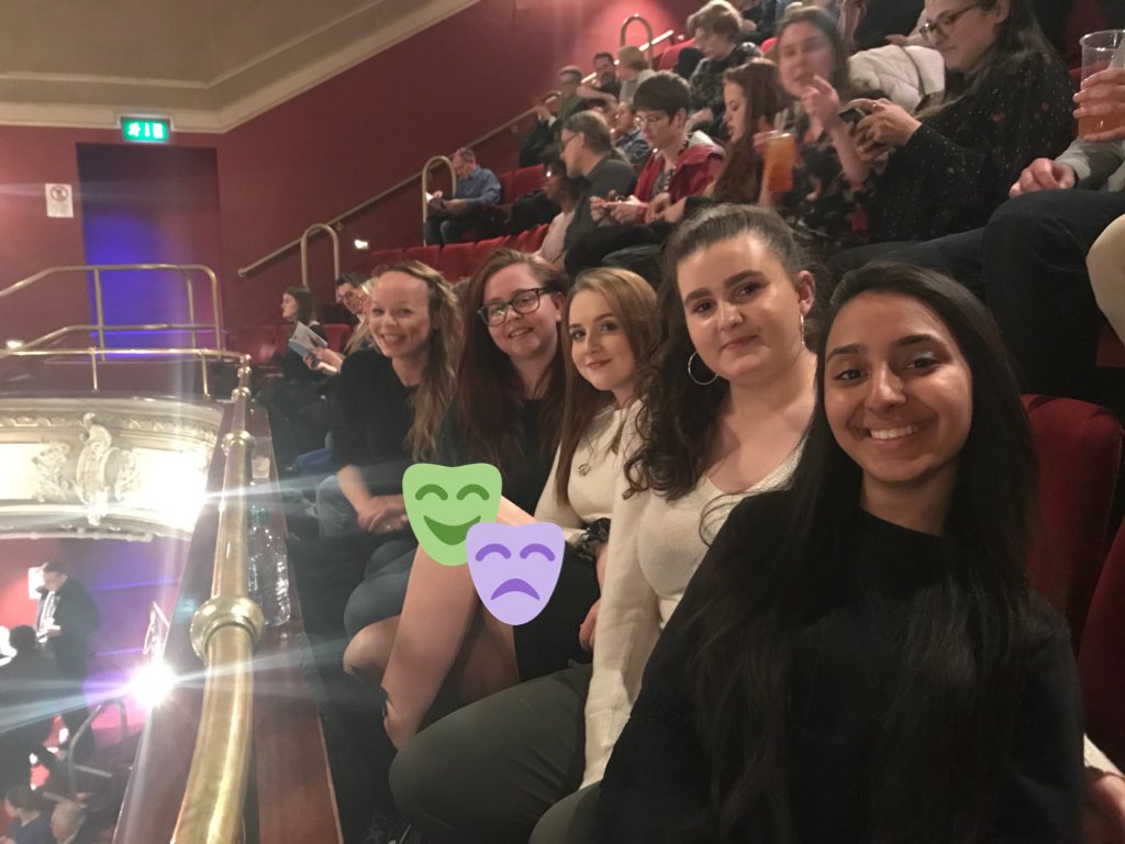 Miss_Swayne's tweet photo. @LyricHammer 4.48 psychosis with the y13’s @Swak6thform https://t.co/v4CYBoT9uy