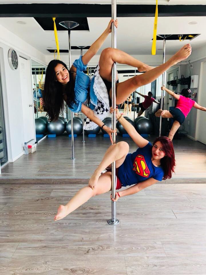 Polestudio223's tweet photo. Este día ¡festejemos todos al niño que llevamos dentro! #Studio223 les desea #Felizdiadelniño 🤸♂️ https://t.co/Hu8NvdcH7a