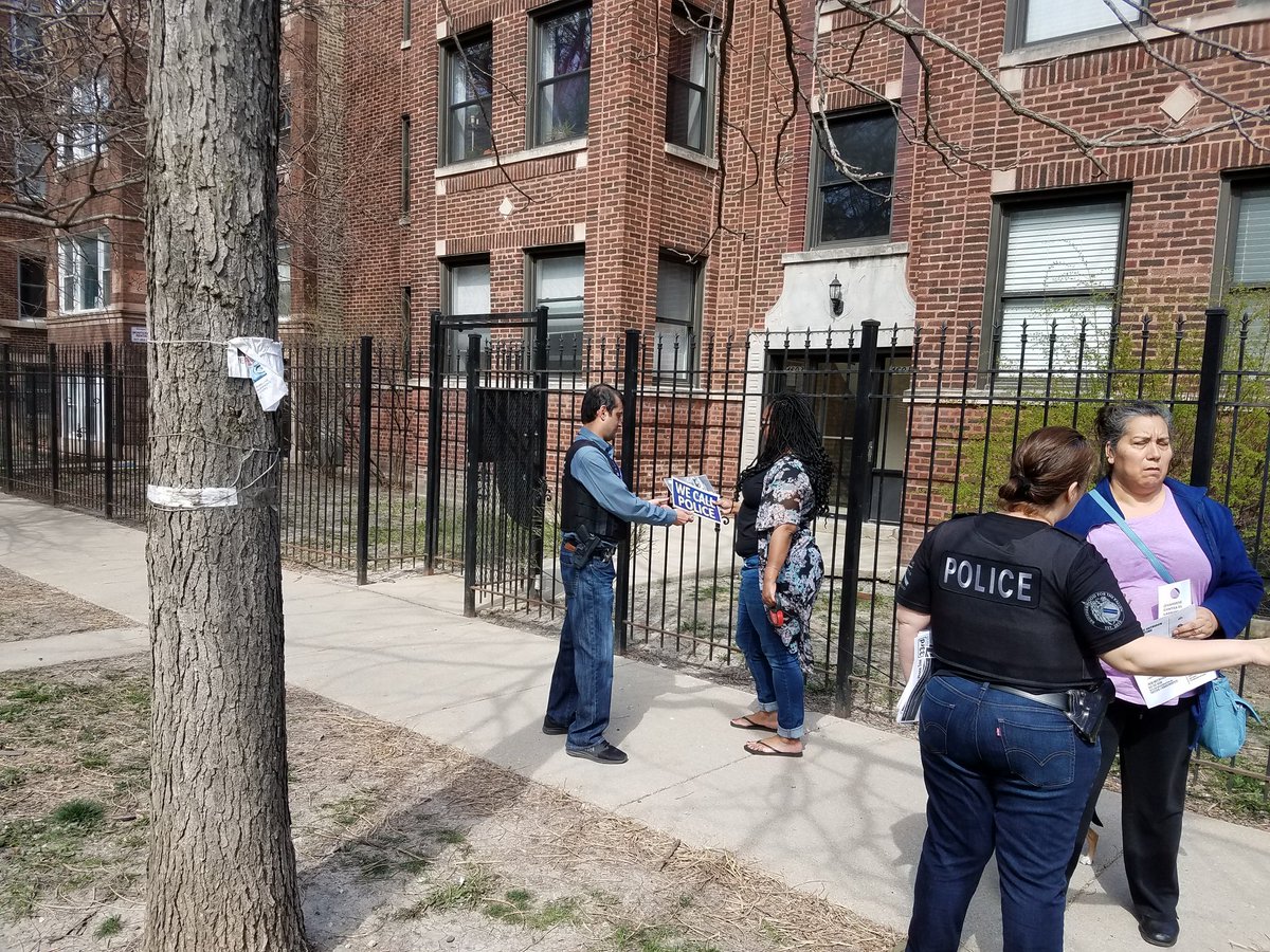 CAPS officers are walking and handing out useful information at 4600 block of Monticello. We are very appreciative of the citizens who came out to talk.