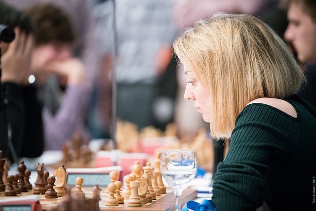 SchachfrBerlin's tweet image. Liebe #Berliner, statt Steine werfen morgen lieber Kötzchen schieben!? In der #Schachbundesliga geht es beim #Schach morgen um alles. Parallel dazu jede Menge #Jugendschach schach2018.berlin/zeitplan @Schachjugend @GRENKEChess @chess24com @chessbasede