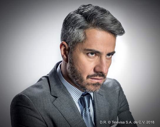 Conéctate este miércoles a las 4 de la tarde al #FacebookLive y #YoutubeLive de #PorAmarSinLey y platica con #Alan. ¿Qué le preguntarías ?