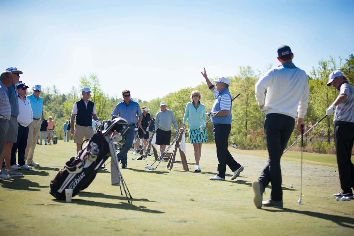 CliffsLiving's tweet photo. 75 degrees, 18 professional golfers and one worthy cause — we couldn't have asked for a more perfect day to host the Bill Haas Charity Classic at The Cliffs at Mountain Park! https://t.co/LBb4KYrzWF