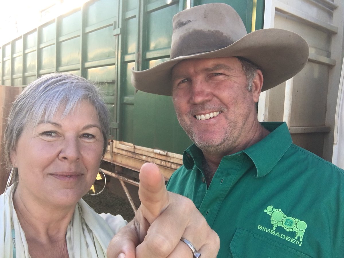 BushBabeofOz's tweet photo. Ready to rally!! Team Bimbadeen is right behind the Day of Action as Qld fights for #FairLaws4Farmers #turnTwitterGreen @AgForceQLD @abcnews @GeorgieSomerset @afsnsw #virtualrally @pipcourtney https://t.co/EAxOrROL62