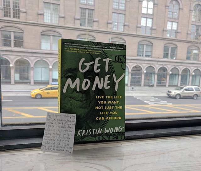 I've hidden a special note in a #GetMoney book somewhere in a bookstore in Manhattan. Go find it! If you're the lucky reader, share your #GetMoneyWin ;) #twitter ift.tt/2r9Zx2z