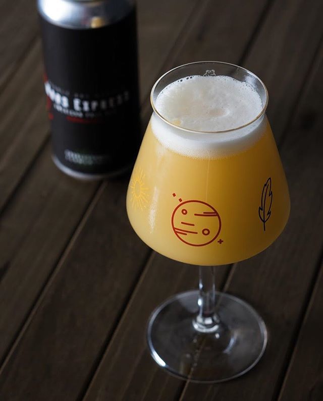 Weekend highlight: DDH Mars Express + <a href="/westworldhbo/">Westworld</a> Season 2 last night. Who else watched?! #doloresgonecray 🍻👀
-
-
#craftcans #chsfermentory #chsbeer #scbeer #chsdrinks #properglassware #teku #tekuglass #chs #beertography #beerphotography #beerphoto instagram.com/p/BiNcDWLn2YDJ…