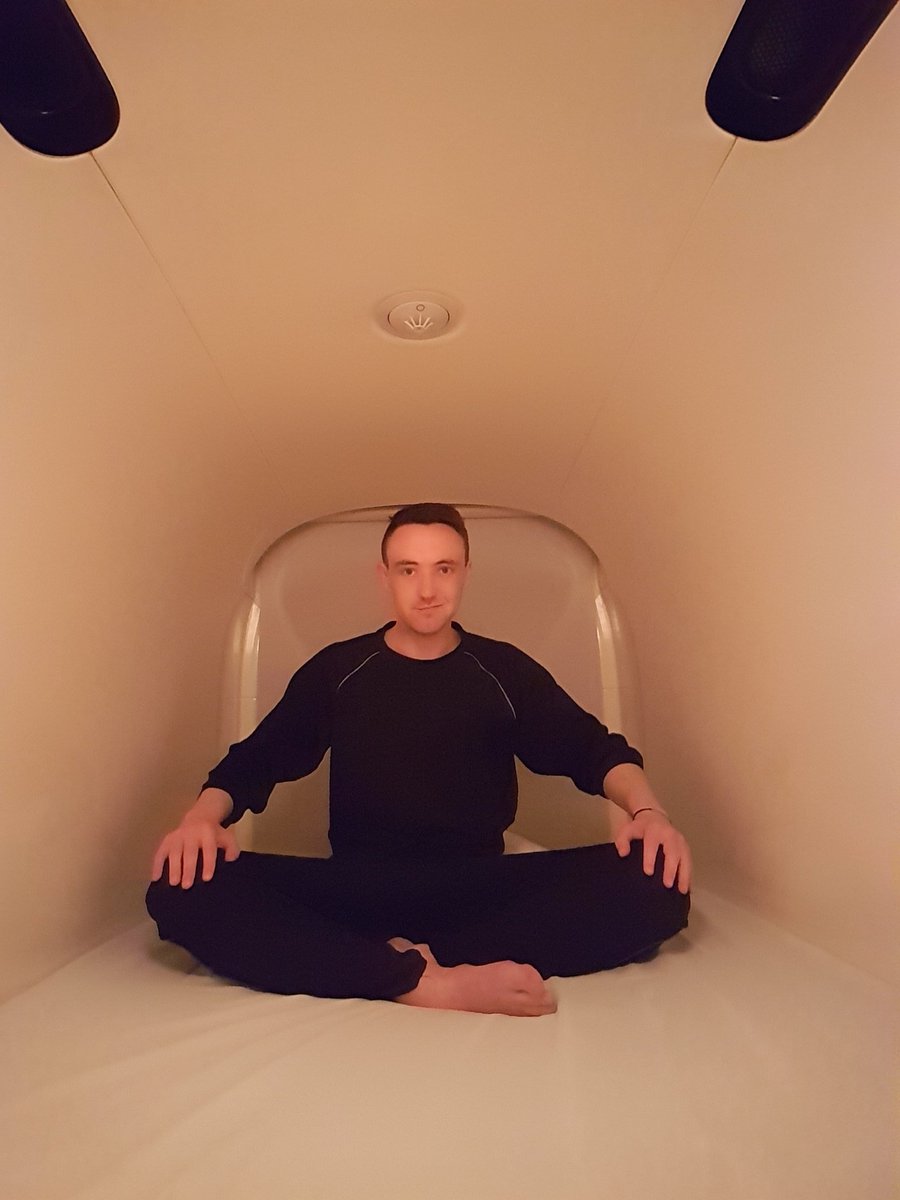 Antni92's tweet photo. Capsule Hotel Kyoto #kyoto #Travel #Japan https://t.co/Jw55OM4IAh