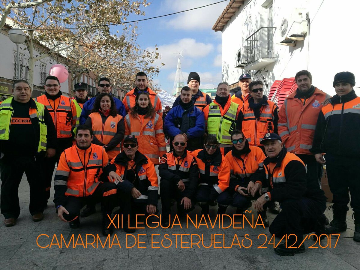 LEGUA NAVIDEÑA 2017 
COLABORAN VARIAS AGRUPACIONES , EQUIPO NARANJA