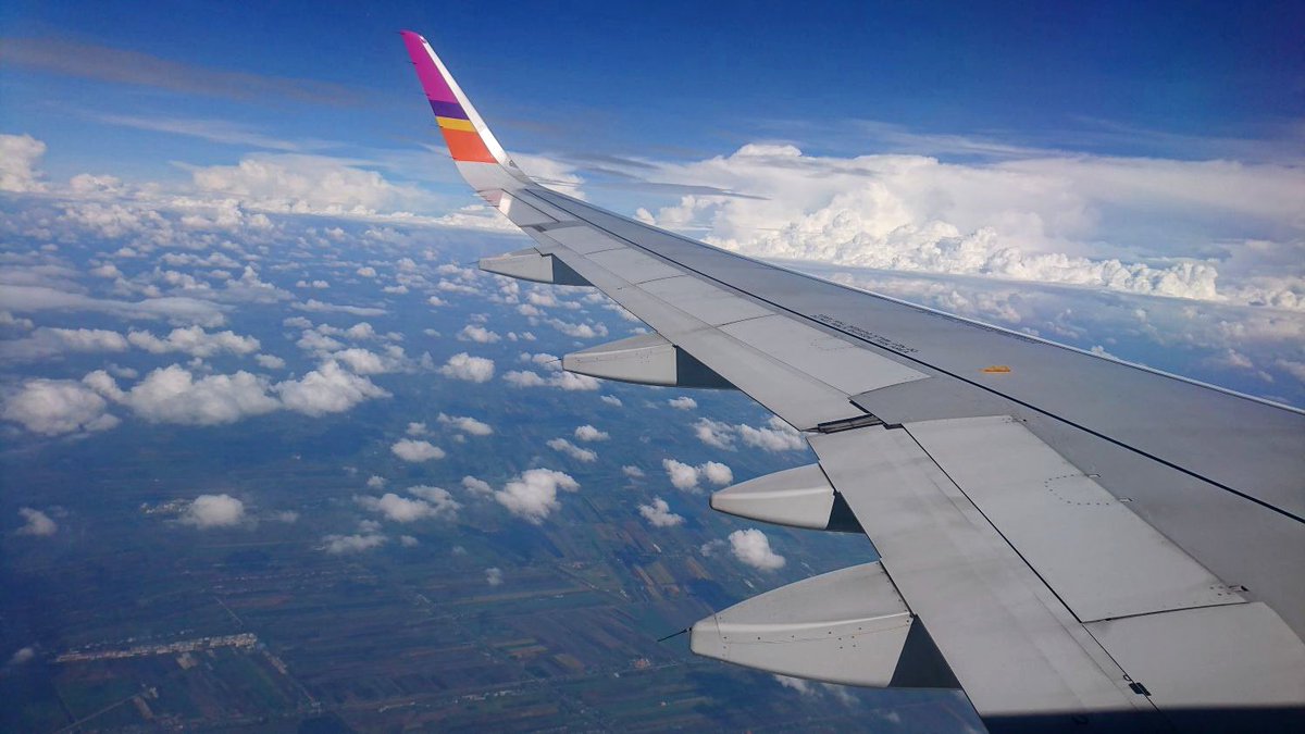 EverOnTravel's tweet photo. ✈️ BYE BYE #LAOS

Für ein paar Tage sind wir nun in #Bangkok - und planen unsere weiteren #Weltreise-Abenteuer. 

🌊🌴 Es geht ans Meer - aber wir sind noch nicht ganz sicher, wohin...

#Reise #reisen #thailand #luangprabang #weltreiseplanung #reiseblog #reiseblogger https://t.co/RbMRpY4TFf