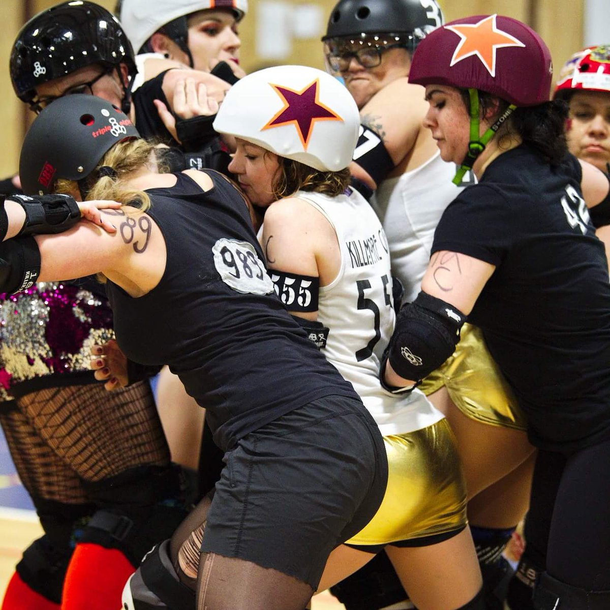 Group hug! ❤️ #rollerderby 
📷-M.F Shick