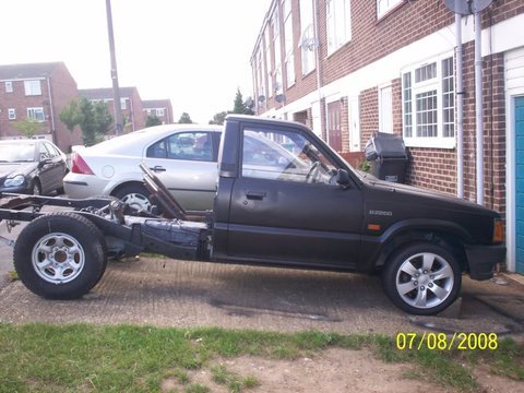 Found some pictures of another one of my old projects, B2200 with Fc3s 13B. #13B #Mazdarotary #minitruck